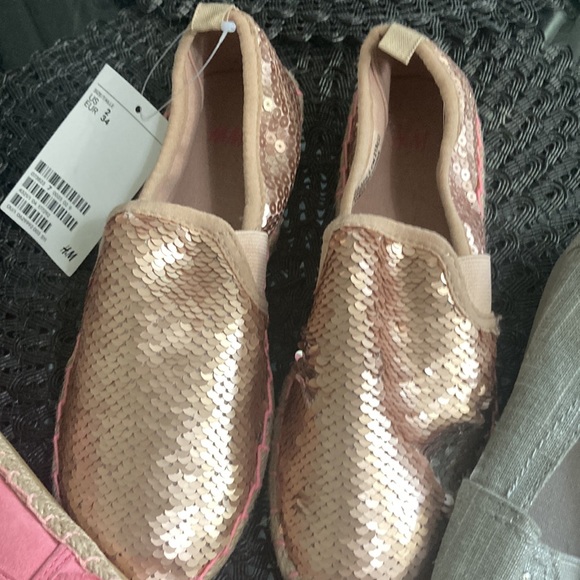 3 pairs flats/espadrilles/shoes - Picture 3 of 7